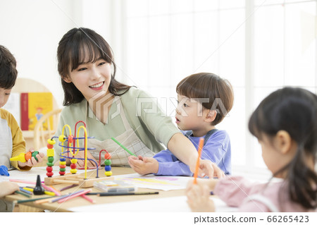 業務,女人,老師 業務,女人,老師 66265423