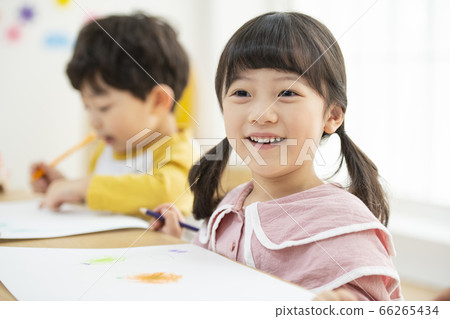 生活方式,男孩,女孩,幼兒園 生活方式,男孩,女孩,幼兒園 66265434