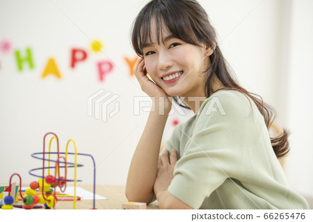 業務,女人,老師 業務,女人,老師 66265476