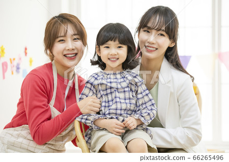 Lifestyle,woman,kindergarten Lifestyle,woman,kindergarten 66265496