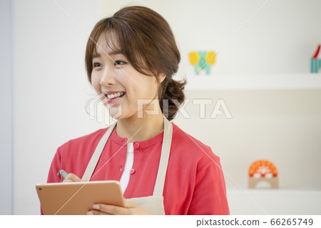 Business,woman,teacher Business,woman,teacher 66265749