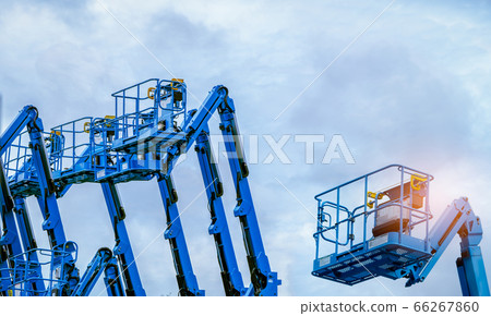 Articulated boom lift. Aerial platform lift. 66267860