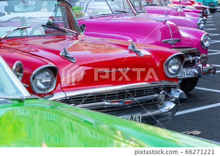 Vintage classic american car in Havana, Cuba.  66271221