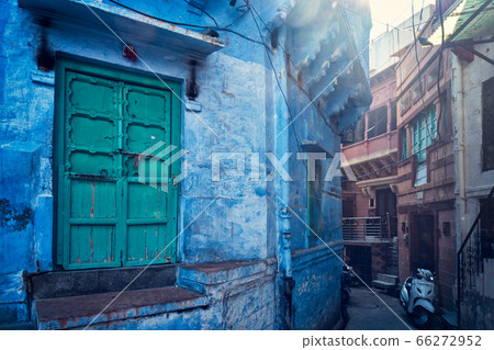 Blue houses in streets of of Jodhpur Blue houses in streets of of Jodhpur 66272952