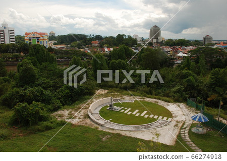 Square (Kuching, Sarawak river north bank/East Malaysia, Borneo) 66274918