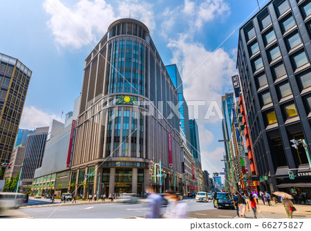 Japan's Tokyo cityscape, overlooking Mitsukoshi and the intersection of "Nihonbashi Kitazume" Japan's Tokyo cityscape, overlooking Mitsukoshi and the intersection of "Nihonbashi Kitazume" 66275827