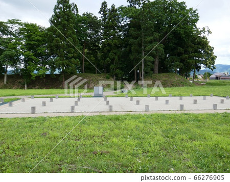 rik越城堡 66276905
