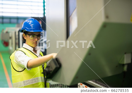 Factory worker command automate drill machine Factory worker command automate drill machine 66278535