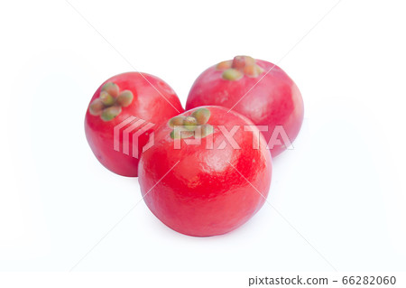 Garcinia cowa Roxb Fruit, Madan red isolated on 66282060