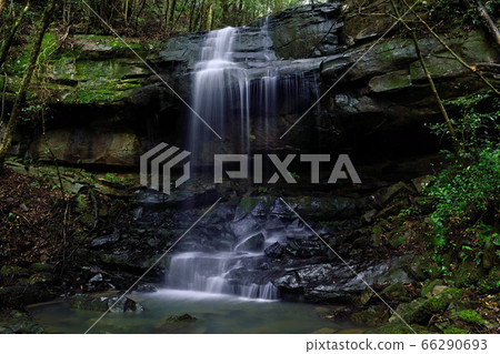 The second waterfall of Kamikake waterfall The second waterfall of Kamikake waterfall 66290693