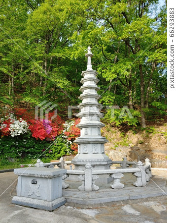 Scenery, Scenic Views, Buddha, Golden Buddha, Buddha, Golden Court, Sinwon-ri Voodoo Temple, Buddha's Day, Buddhism Image, Stone Pagoda, Lantern 66293883