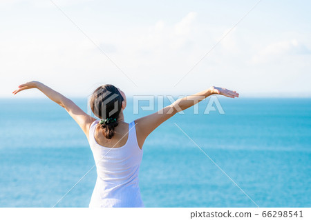 女性健康形像海背景 女性健康形像海背景 66298541