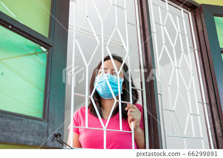 Corona virus (COVID-19) During detention at home 66299891