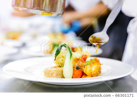 Chef cooking, Chef preparing food in the kitchen, Chef cooking, Chef preparing food in the kitchen, 66301171
