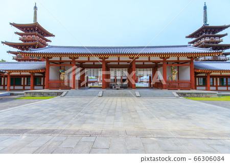 Yakushiji Yakushiji 66306084