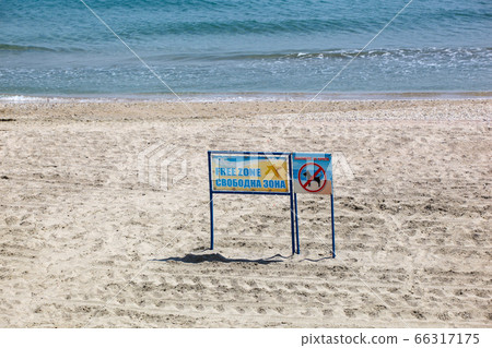 Free beach area sign in the town of Pomorie Free beach area sign in the town of Pomorie 66317175