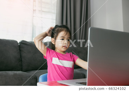 Asian kindergarteners are studying online with Asian kindergarteners are studying online with 66324102