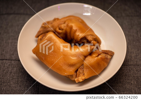 pig's feet pig's feet 66324200