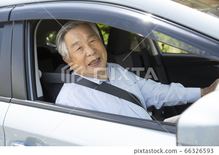 Elderly people driving Elderly people driving 66326593