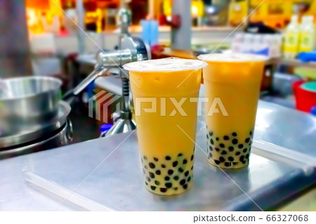 Street food tapioca milk tea 66327068