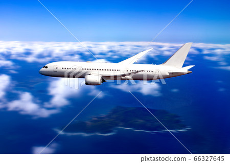 大型客機高速飛行 66327645