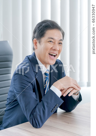 business man, office worker, company employee 66330947