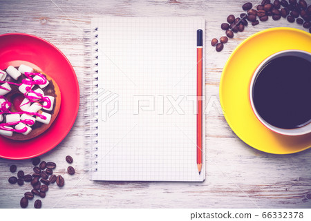 Coffee break with snack 66332378