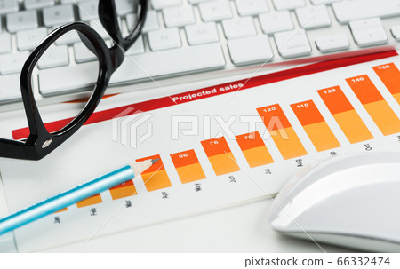 Preparing average sales report 66332474