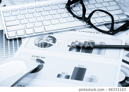 Preparing average sales report Preparing average sales report 66333183