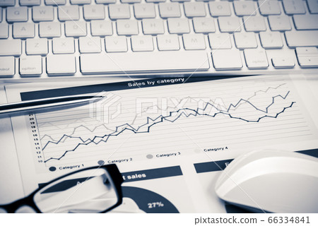 Preparing average sales report 66334841