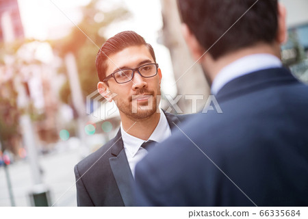 Business break 66335684