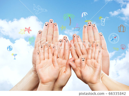 Feeling of family protection 66335842