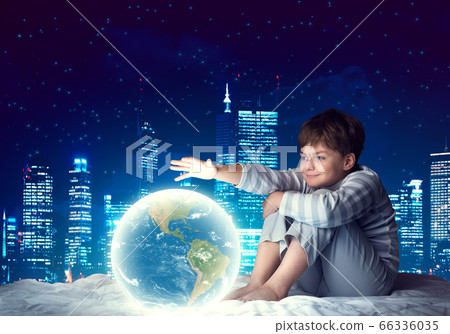 Boy dreaming before sleep Boy dreaming before sleep 66336035