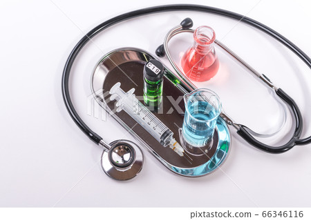 [Syringe and vaccine development] 66346116