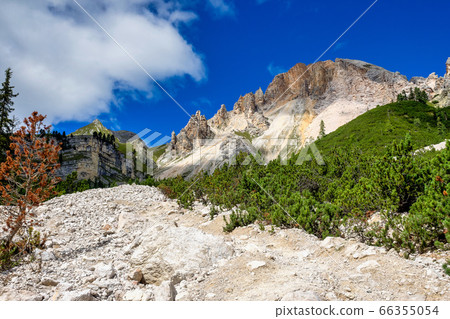 Autumn landscape in Val di Fanes, Dolomites, 66355054