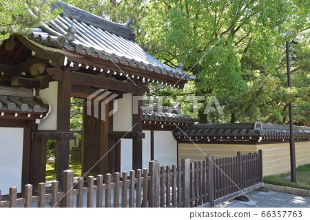 中天街旁的中天寺 66357763