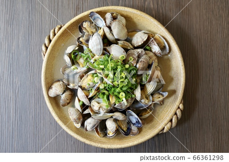 Sake Steamed Clam  66361298