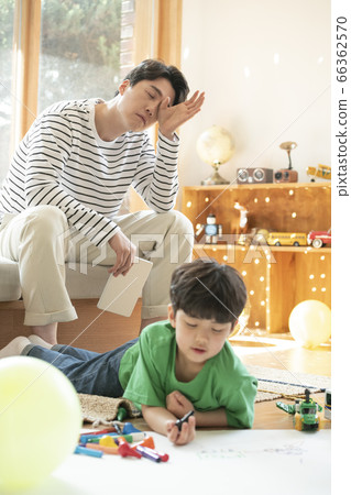 Lifestyle, parenting 66362570