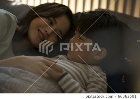 Lifestyle, parenting Lifestyle, parenting 66362591