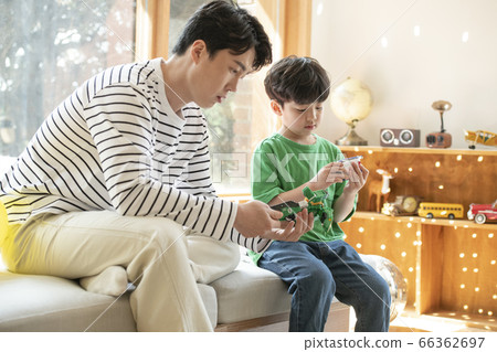 Lifestyle, parenting 66362697