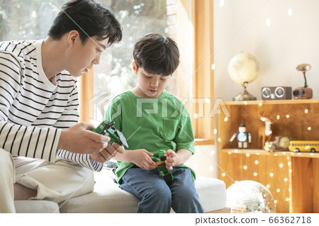 Lifestyle, parenting 66362718