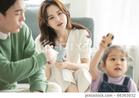生活方式，養育子女 66363032