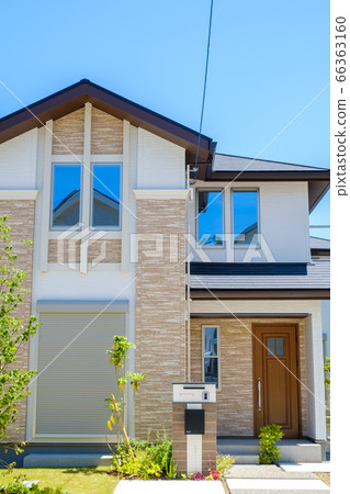 Blue sky and model house image of a new residential area Blue sky and model house image of a new residential area 66363160