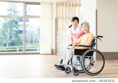 Nursing Women Hospital Helper Caregiver Senior 66363832