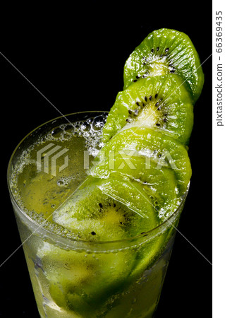 Frozen kiwi on kiwi sour Frozen kiwi on kiwi sour 66369435