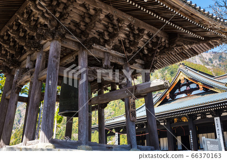 Minobu Mountain Kuonji, Great Bell Tower and Main Hall (Minobu Town, Minamikoma District, Yamanashi Prefecture) March 2020 66370163