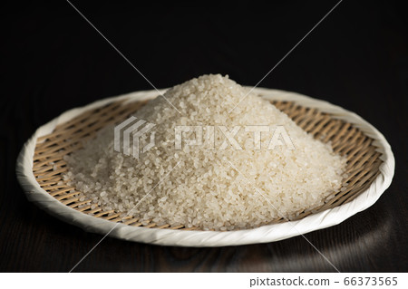 Polished rice Polished rice 66373565