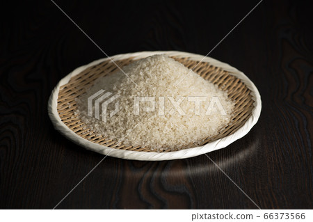 Polished rice Polished rice 66373566