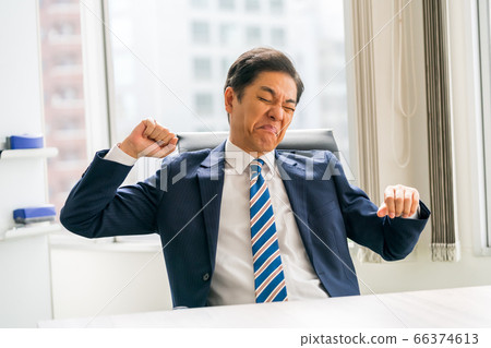 50年代的商人拉伸 66374613