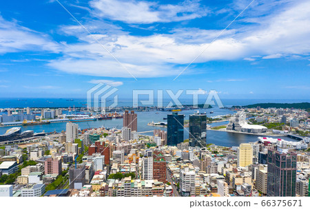 高雄港城市景觀Kaohsiung, Taiwan, Kaohsiung Port, Cityscap 高雄港城市景觀Kaohsiung, Taiwan, Kaohsiung Port, Cityscap 66375671
